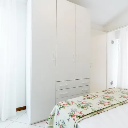 Appartamento Benelux *